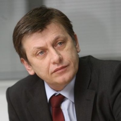 Antonescu: Ponta, politicianul anului 2012. Eu rămân cu regretul mistificării referendumului